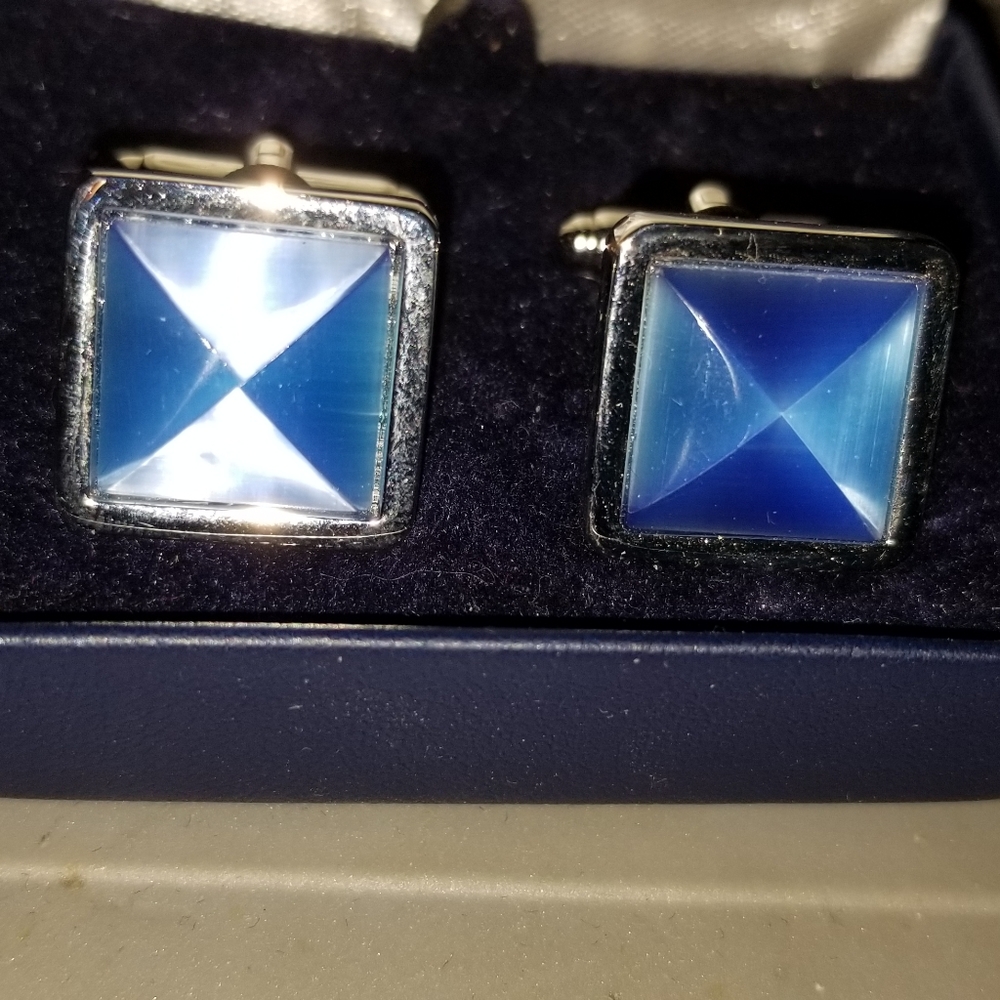 Cuff links